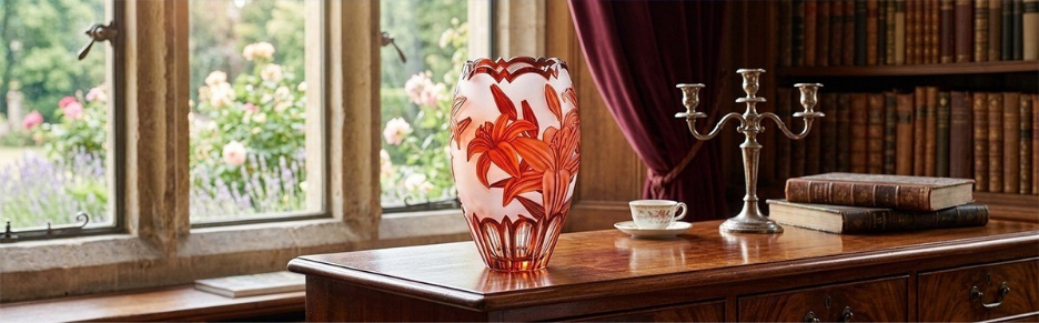 Holiday Tablescapes Get a Glow-Up With Bohemia Crystal Shop's Handcrafted Crystal Vases This Season
