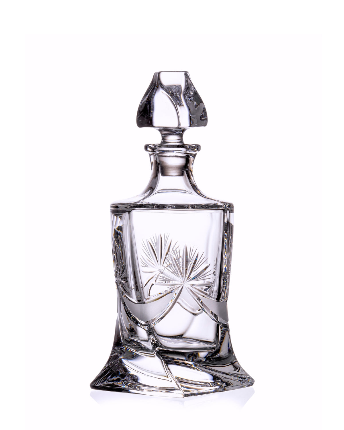 Bohemia Crystal Hand-cut bottle for whisky, rum and spirits Bow 850ml